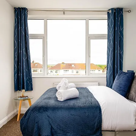 Ferienhaus New-bright & Large Home-families-groups & Business -by Fabaccommodation *